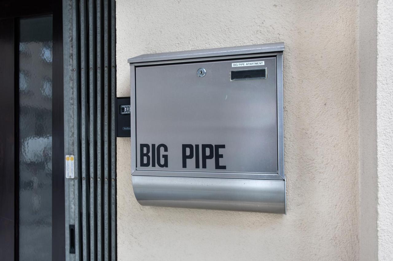 Big Pipe Apartment Ljubljana Eksteriør bilde